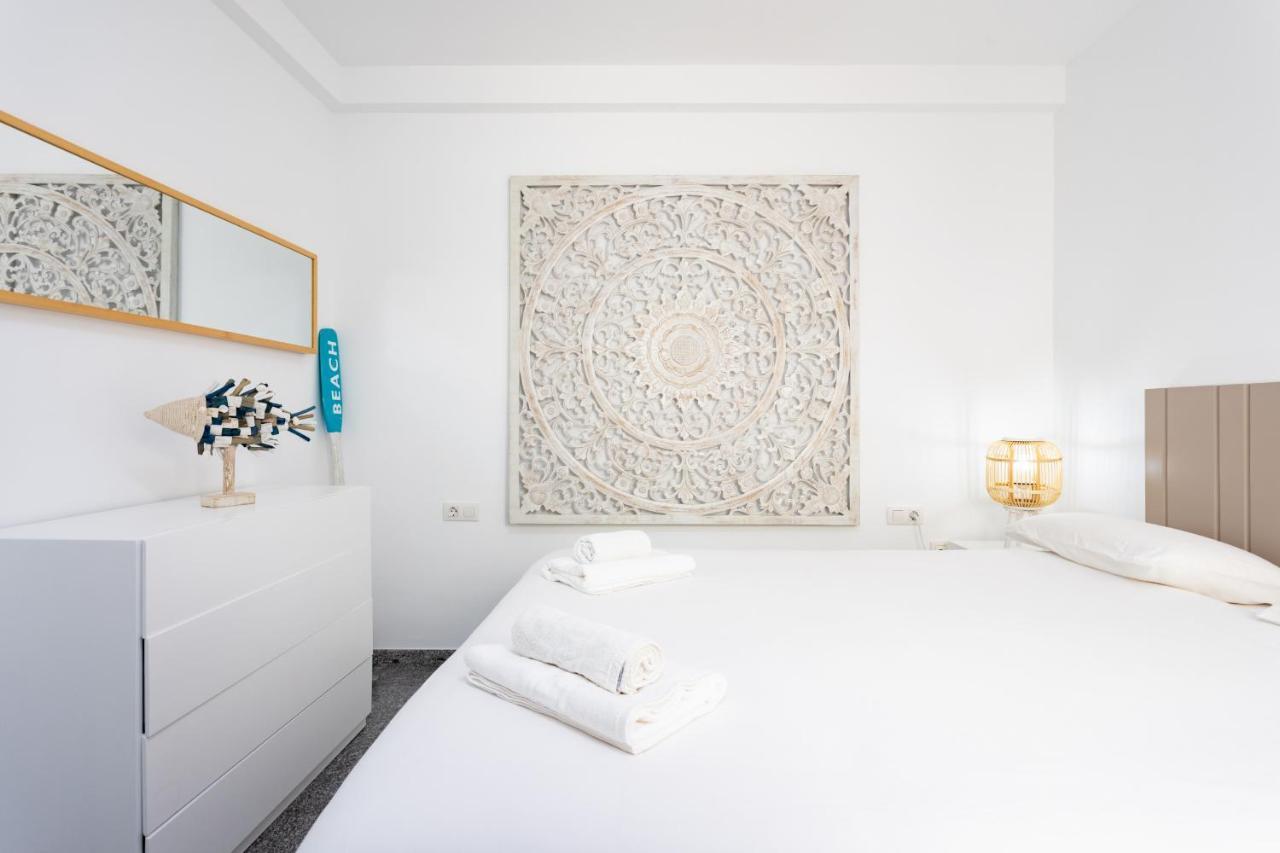 Touching The Sea Free Wifi Apartment Playa de San Juan  Exterior photo